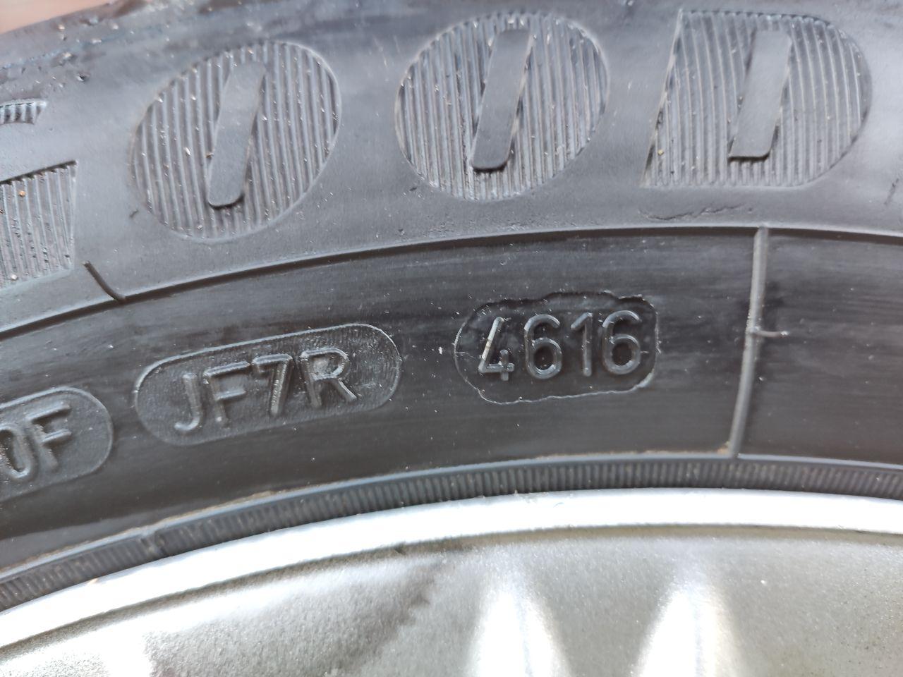 Cómo leer un neumático y saber su antigüedad